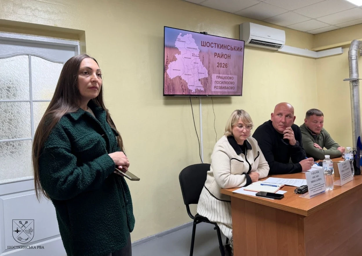 Безпека, спротив та підтримка ветеранів: Андрій Бєляєв зустрівся з громадськістю Шосткинщини