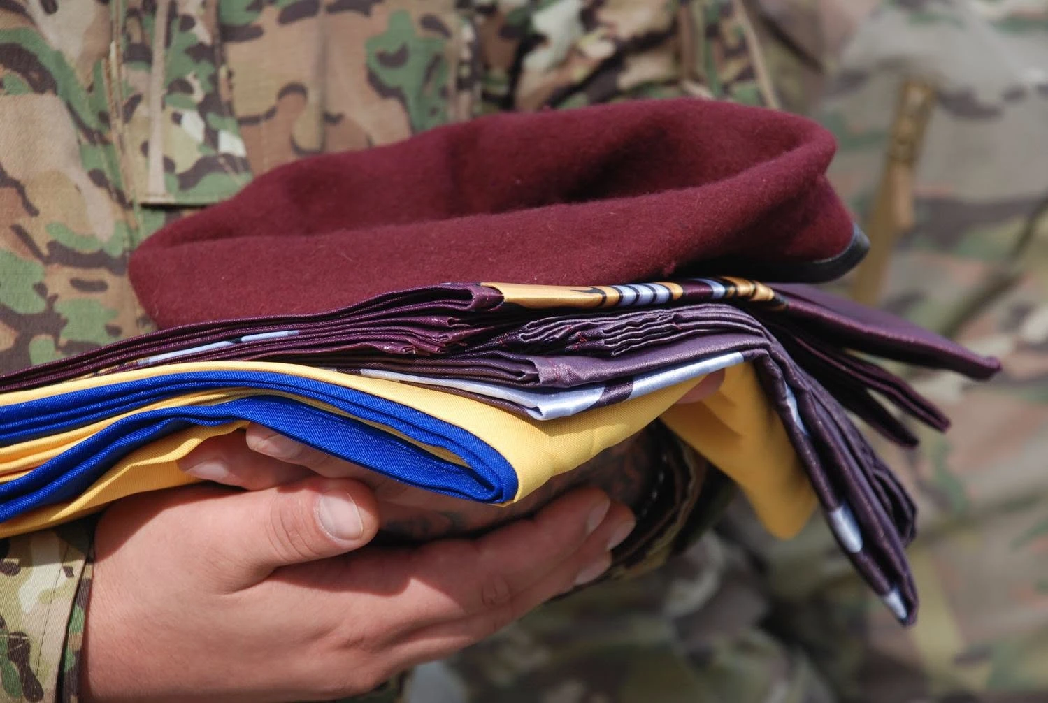 На щиті до рідної Шостки повернувся воїн 80-ї ОДШБр Олександр Савченко