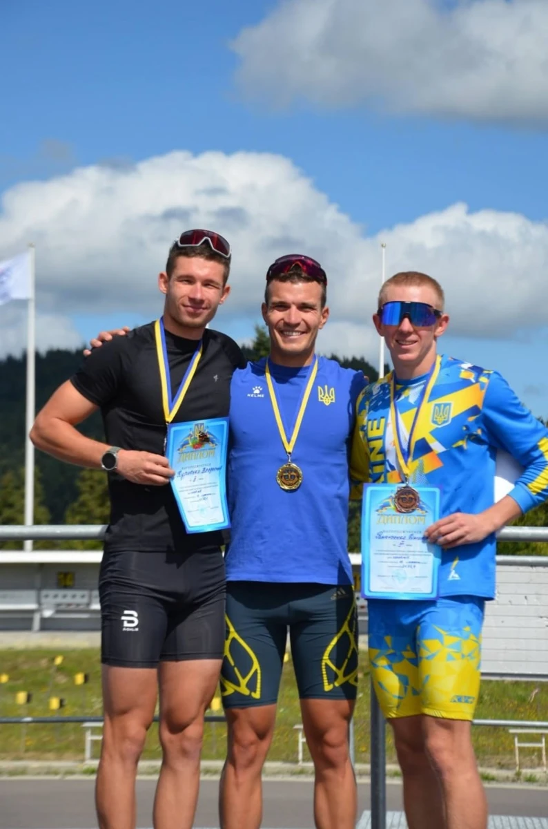 Шосткинські лижеролеристи вибороли нагороди та путівки на Чемпіонат світу