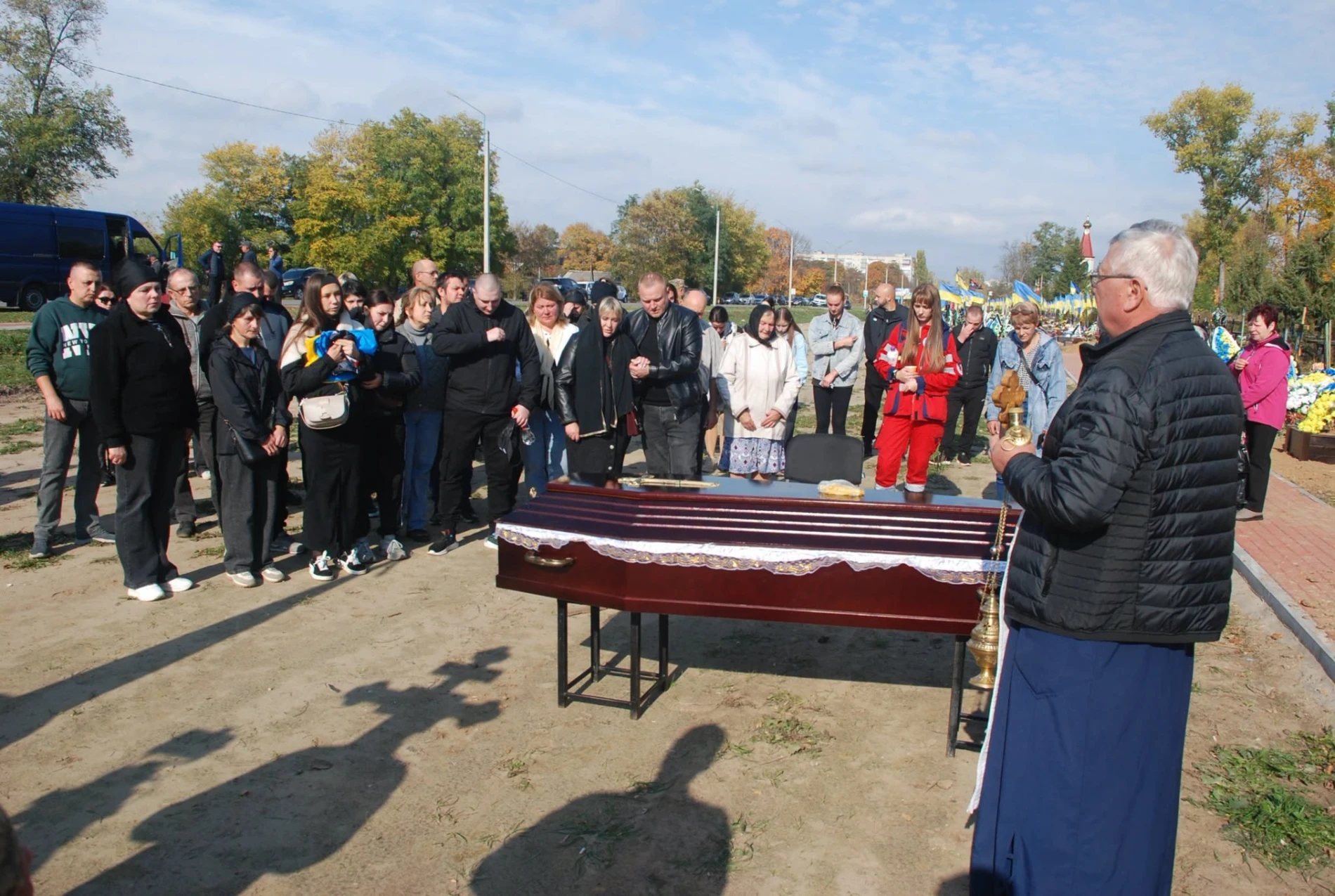Накрив собою відхід побратимів під Бахмутом: Шосткинська громада попрощалася з розвідником