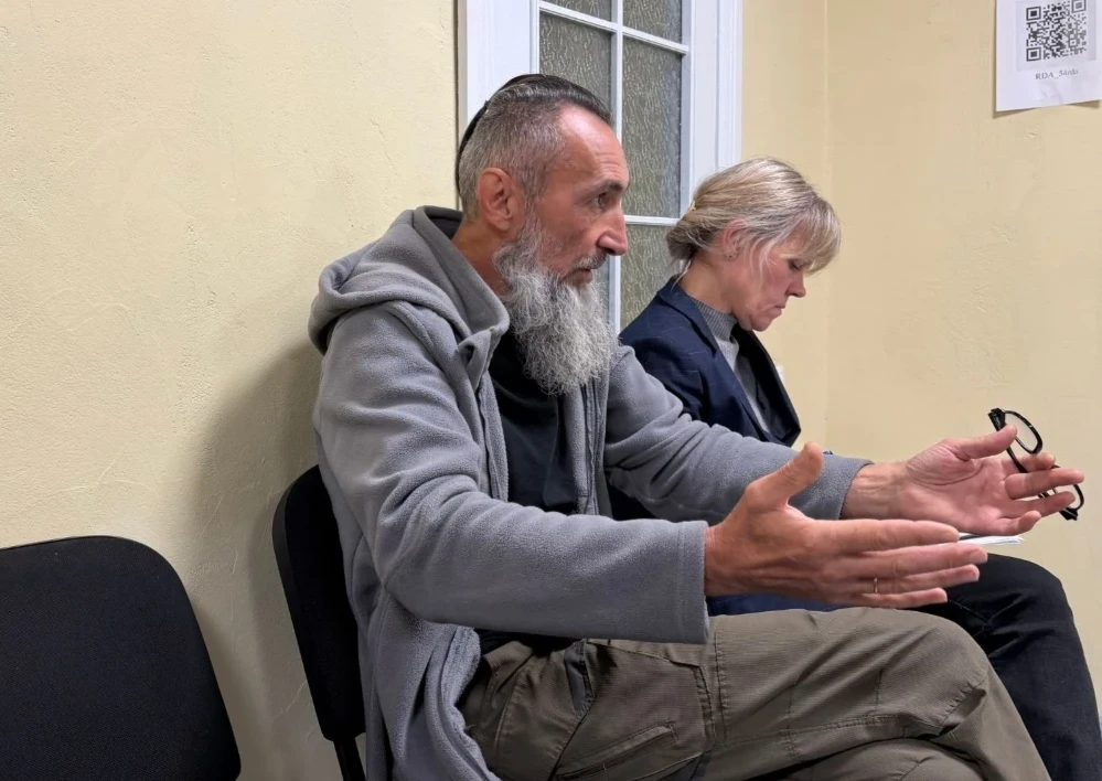 Безпека, спротив та підтримка ветеранів: Андрій Бєляєв зустрівся з громадськістю Шосткинщини