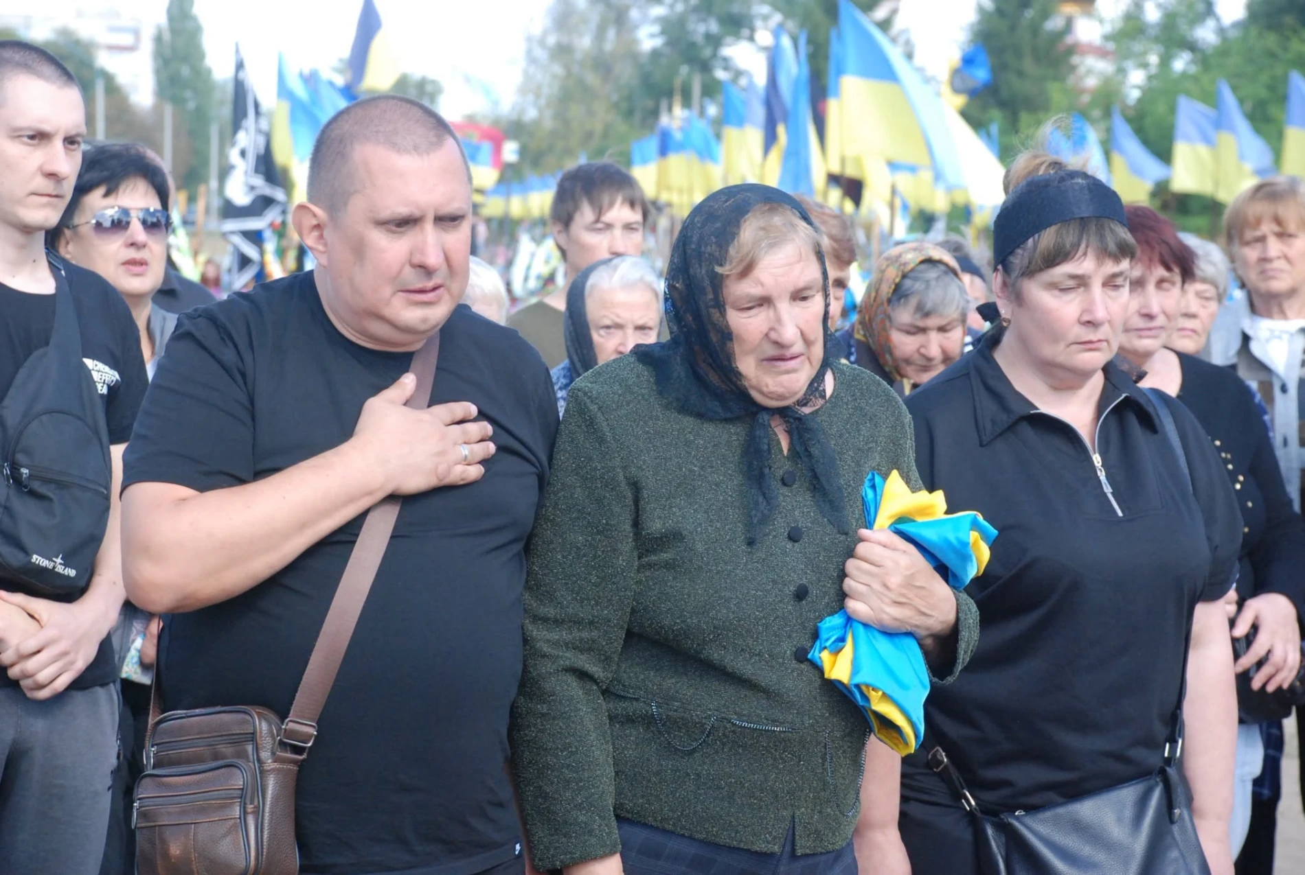 На Донеччині загинув воїн із Шостки Олександр Балицький: громада попрощалася з Героєм