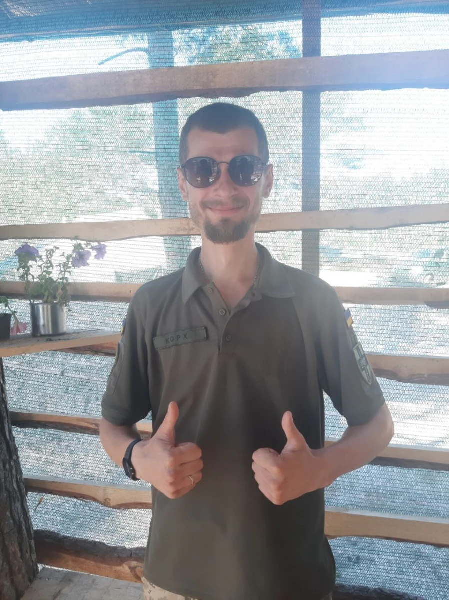 «Свій своєму»: чому колишній військовий із Шостки став психологом і досі отримує дзвінки з фронту