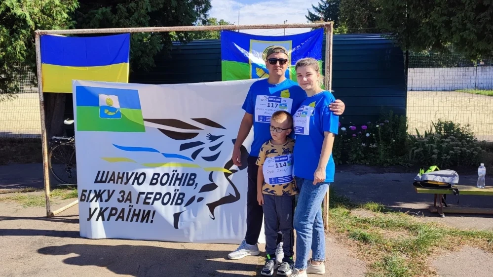 Як у Шостці пройшла патріотична акція «Шаную воїнів, біжу за Героїв України»