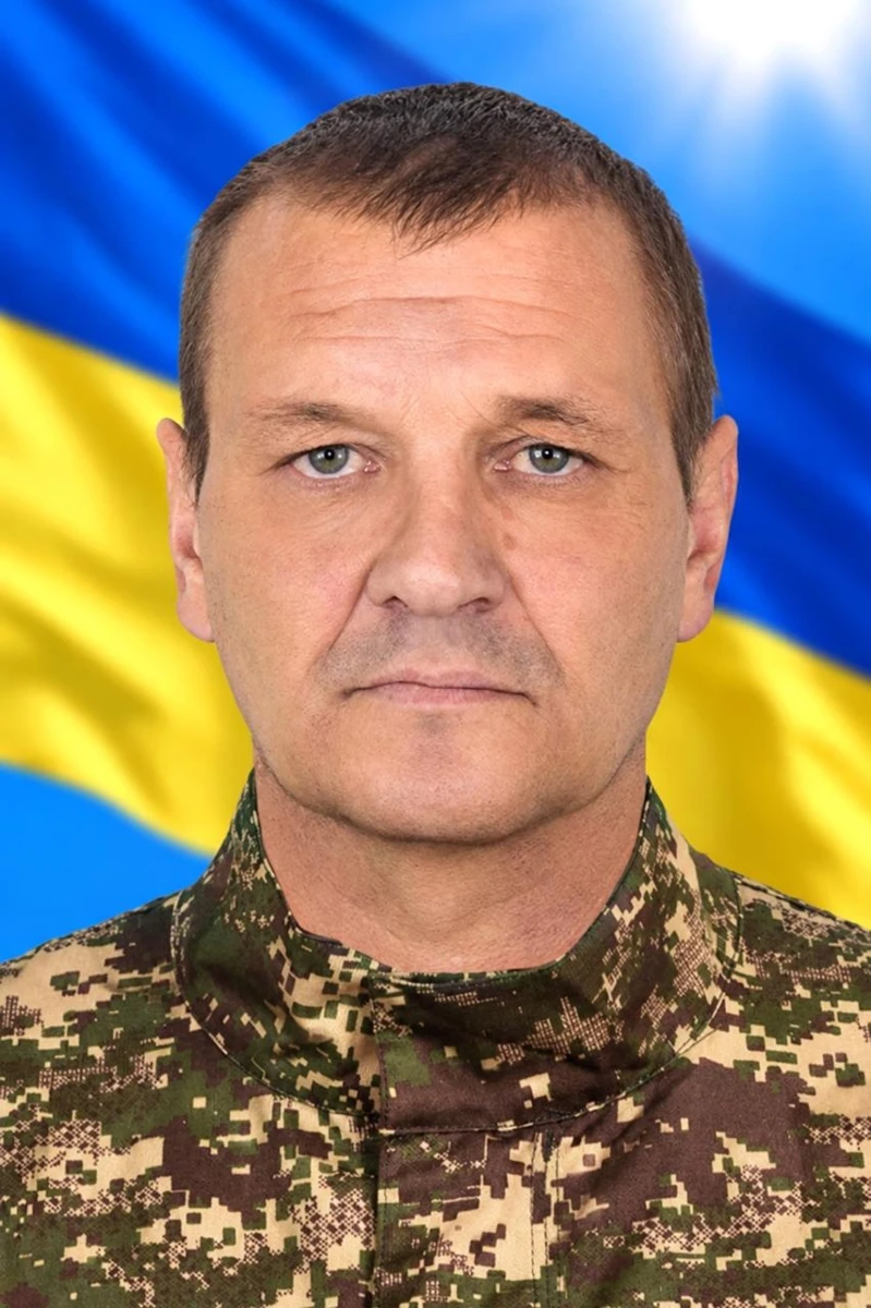 Шостка у скорботі: під час ворожого обстрілу загинув воїн Віталій Поляков