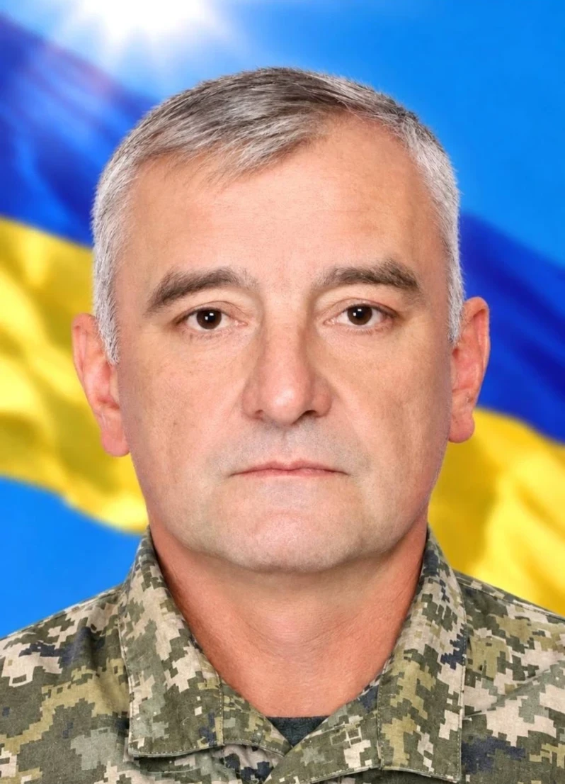 До останнього чекали на повернення: Шостка віддала шану молодшому сержанту Юрію Шевцову