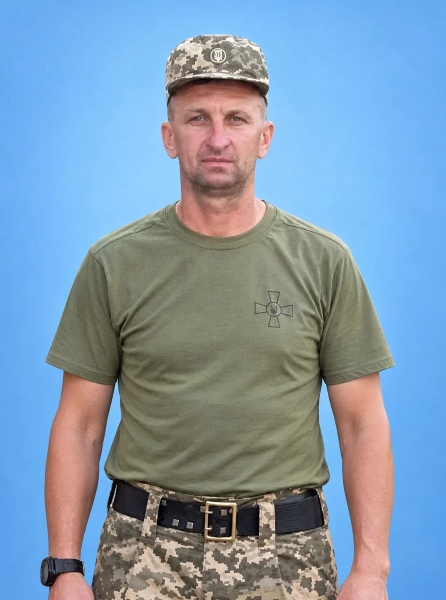 Назавжди 51: родина та побратими попрощалися із гранатометником Віктором Наделом