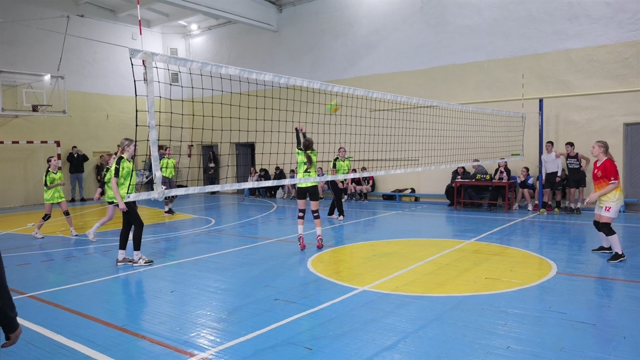 У Шостці відбувся турнір з волейболу, приурочений до Дня ЗСУ