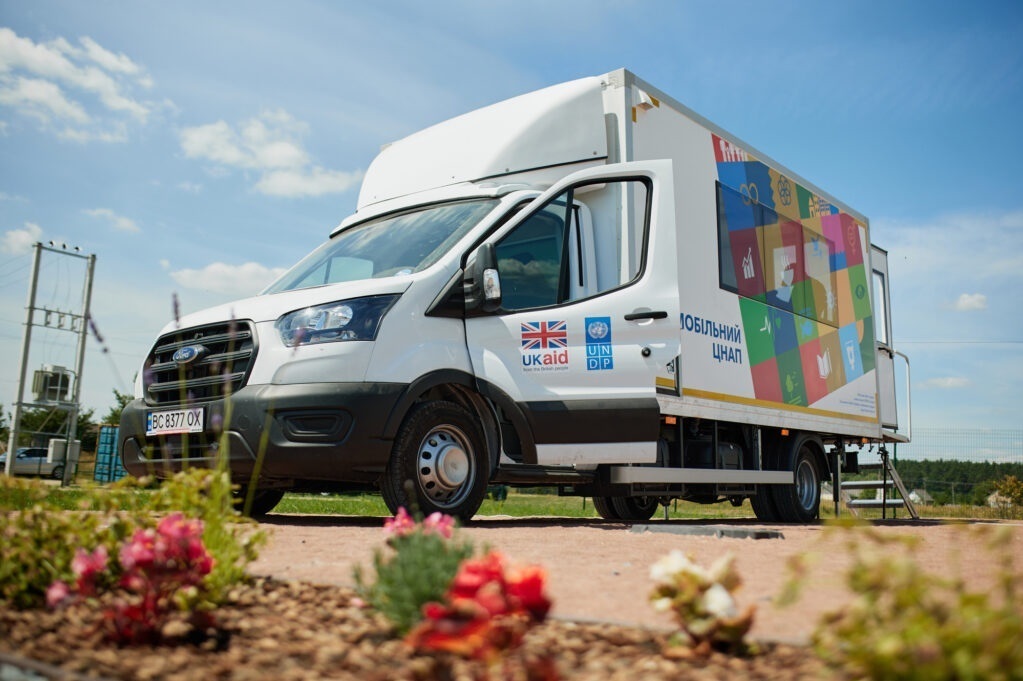 Про міжнародну допомогу та європейські стандарти розвитку: інтерв'ю з Ярославом Счастливцевим