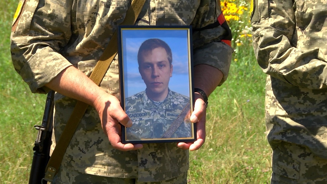 До останнього вірили в диво: на полі бою поліг 32-річний шосткинець Олександр Садовой