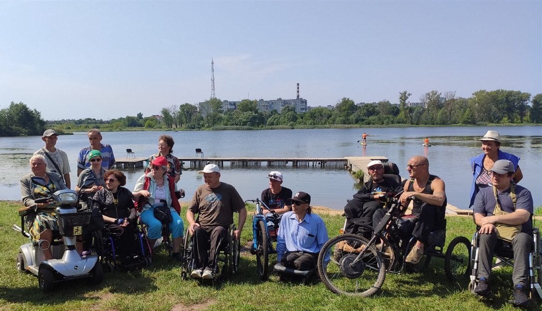 Саме до цих людей не приїхало соціальне таксі