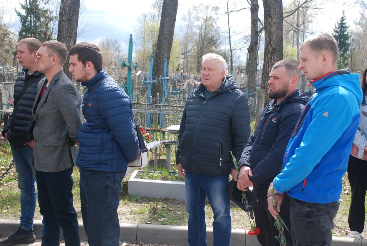 Служив у складі роти «Шквал», мав позивний «АКАБ»: у Шостці попрощалися із захисником