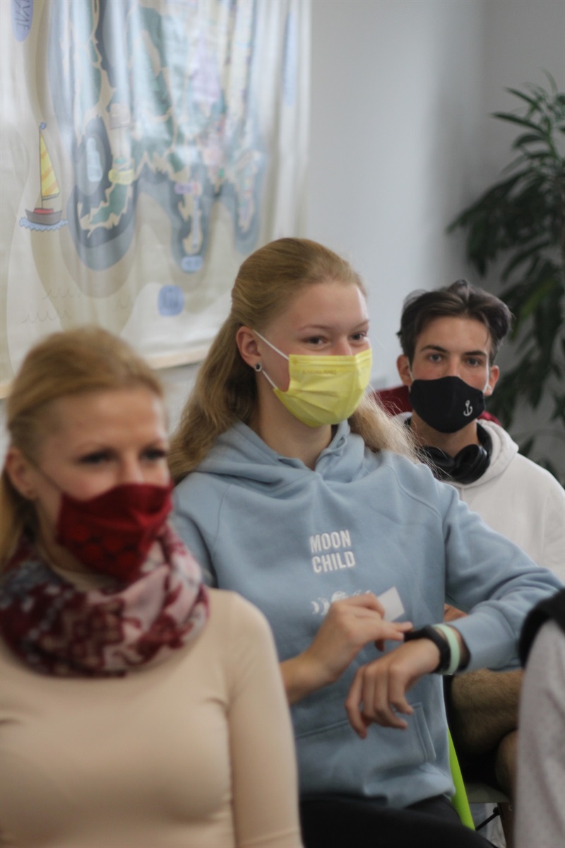 Клуб української мови: студенти організовують заходи для громади. Клуб української мови був проведений для молоді Маріуполя задля популяризації української