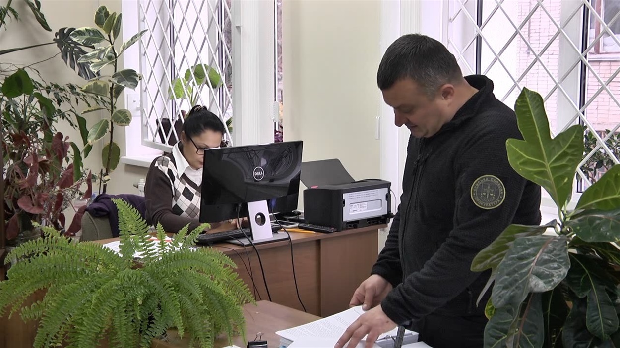 суд Шостка