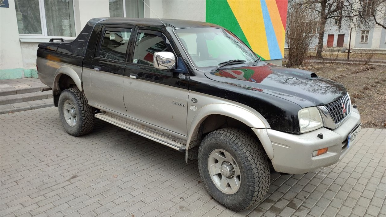автівка захисникам
