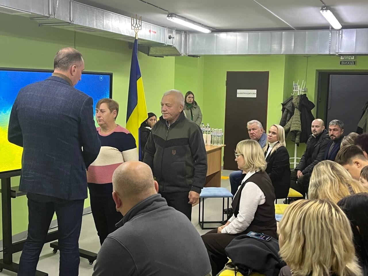 За кожним ім’ям - горе рідних та спустошені родини. У Шостці вшанували героїв посмертно