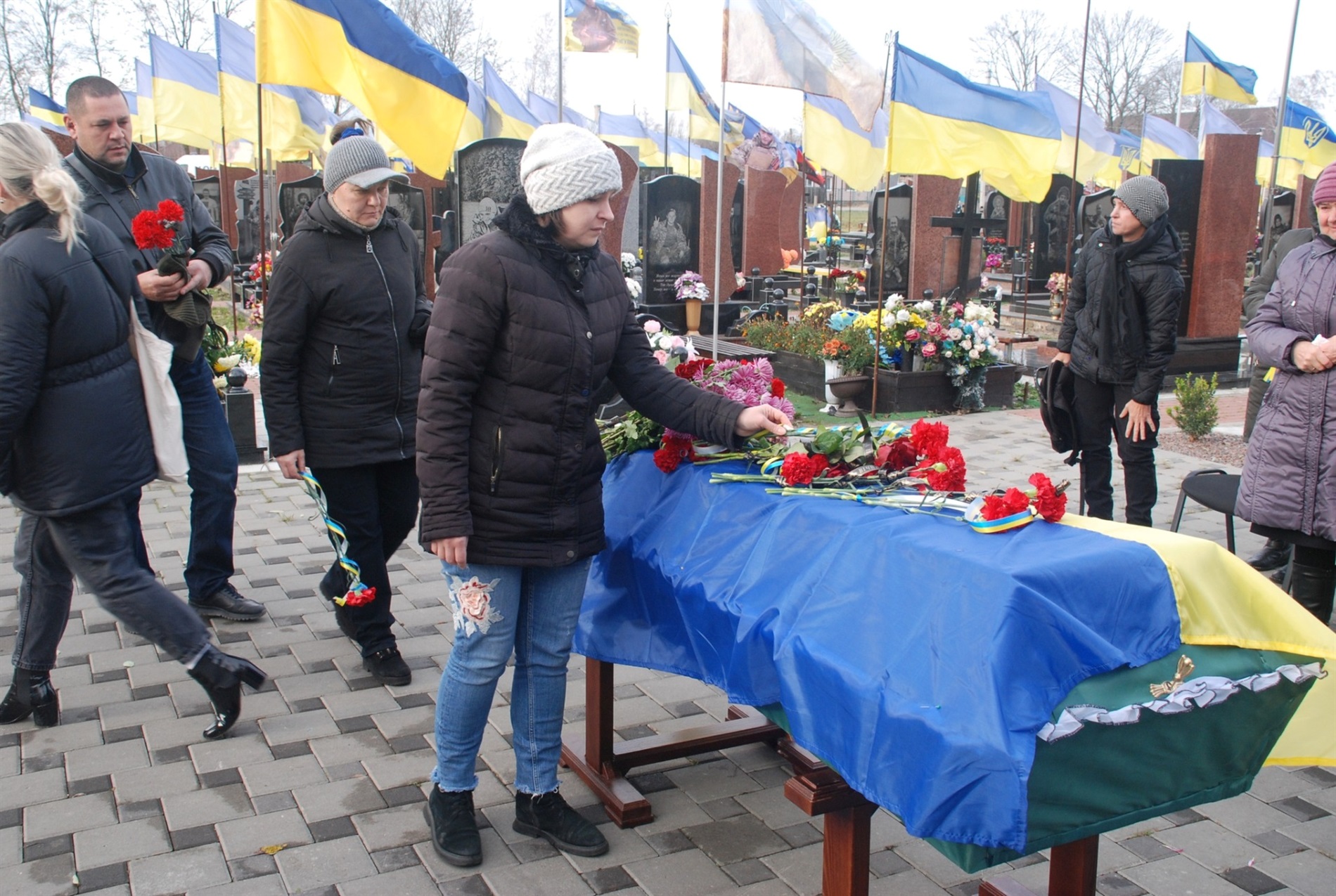 Назавжди в строю. У Шостці попрощались з водієм взводу протитанкових ракетних комплексів.