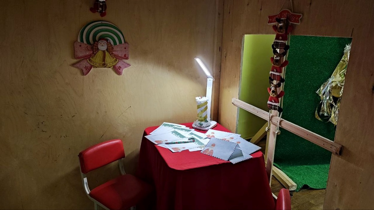 Попри виклики сьогодення, у Шостці засяяли вогні на головній ялинці міста