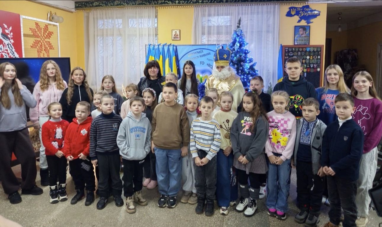 «Друга лінія фронту»: Шостка дякує волонтерам, які не опускають руки, як би важко не було