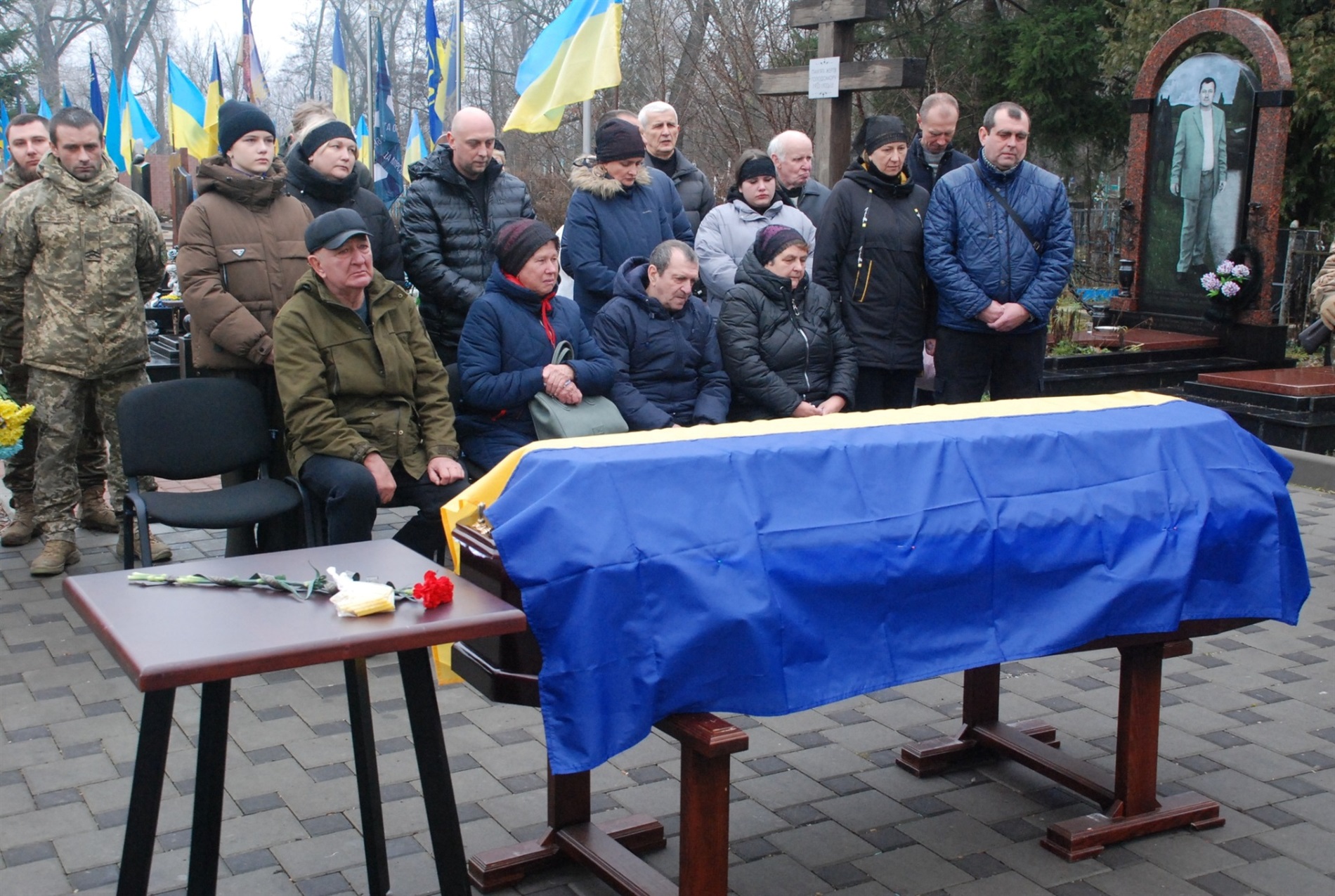 У Шостці попрощалисьз Героєм. Прикордонник Денис Кобець загинув поблизу рідного села