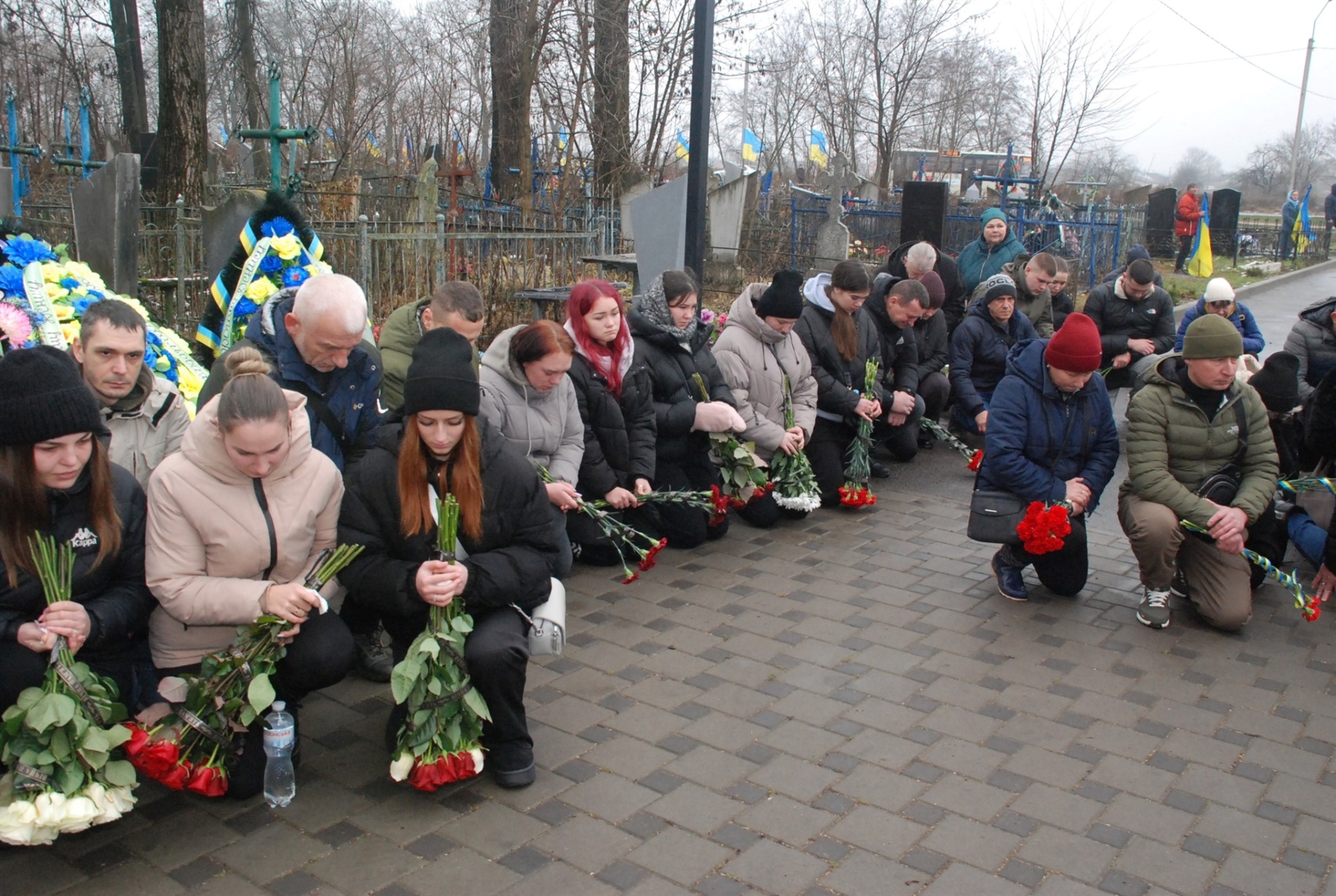 У Шостці попрощалисьз Героєм. Прикордонник Денис Кобець загинув поблизу рідного села