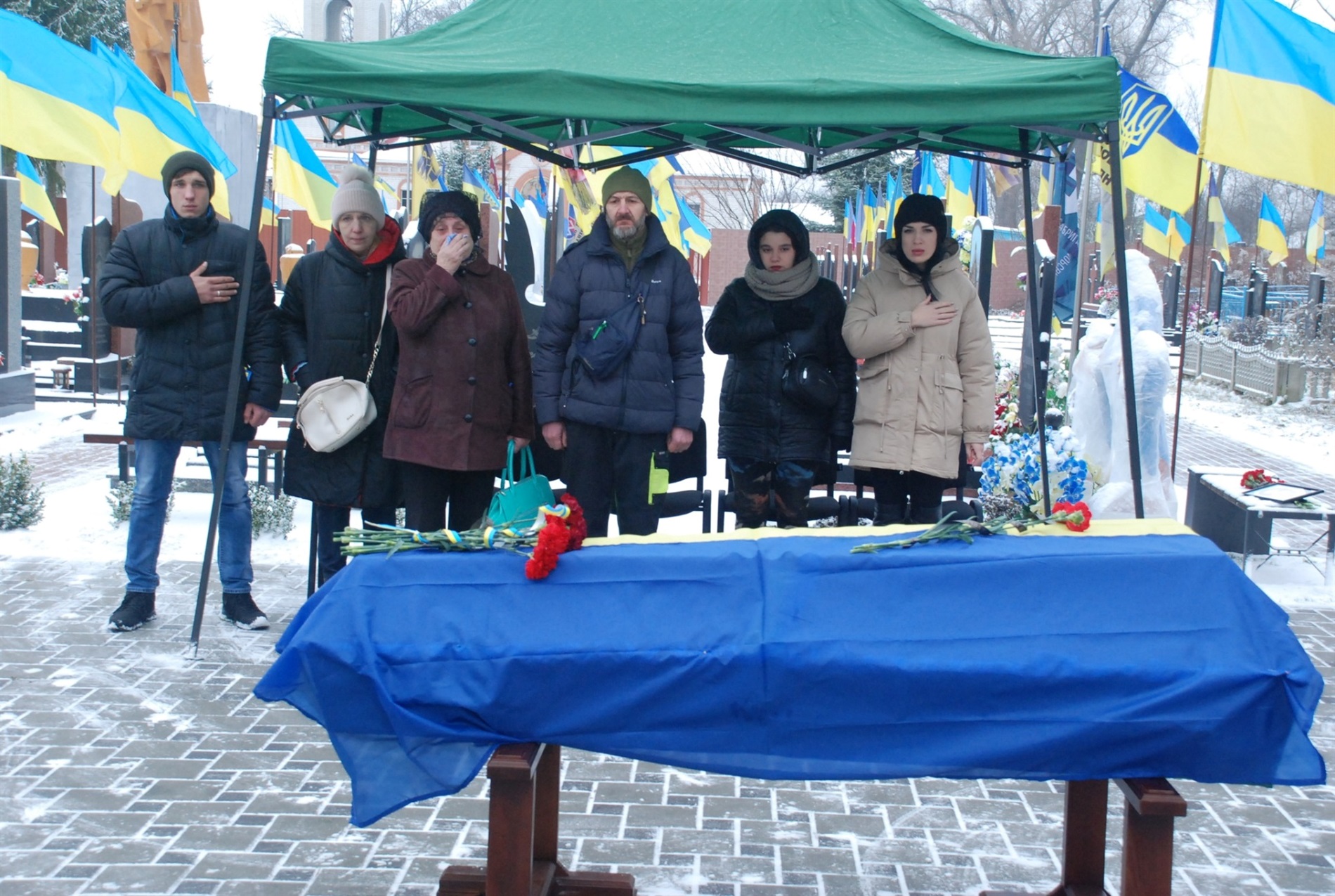 На Аллеї Слави у Шостці в останню путь провели навідника механізованої роти