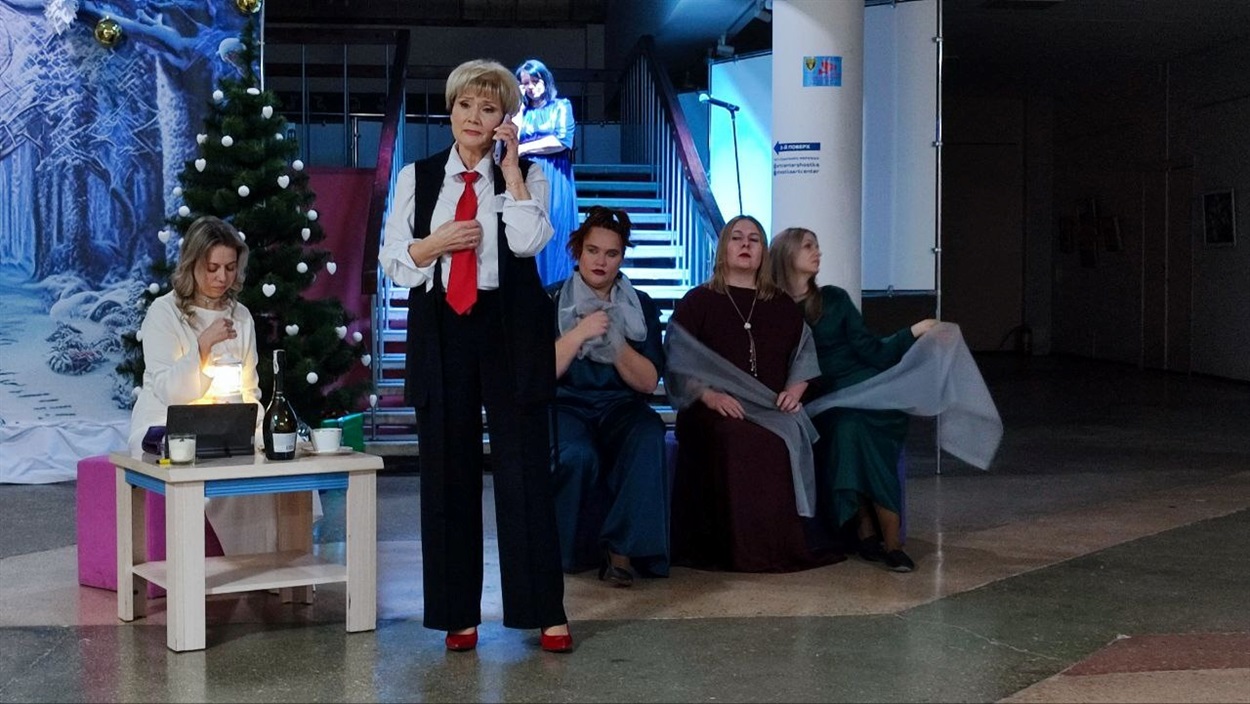 "За хвилину до...": У Шостці відбулася камерна прем’єра авторської вистави Народного театру