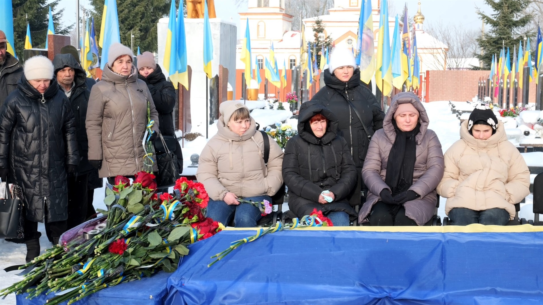 Навіки у строю: Шосткинщина попрощалася з Героєм-гранатометником Володимиром Зубенком