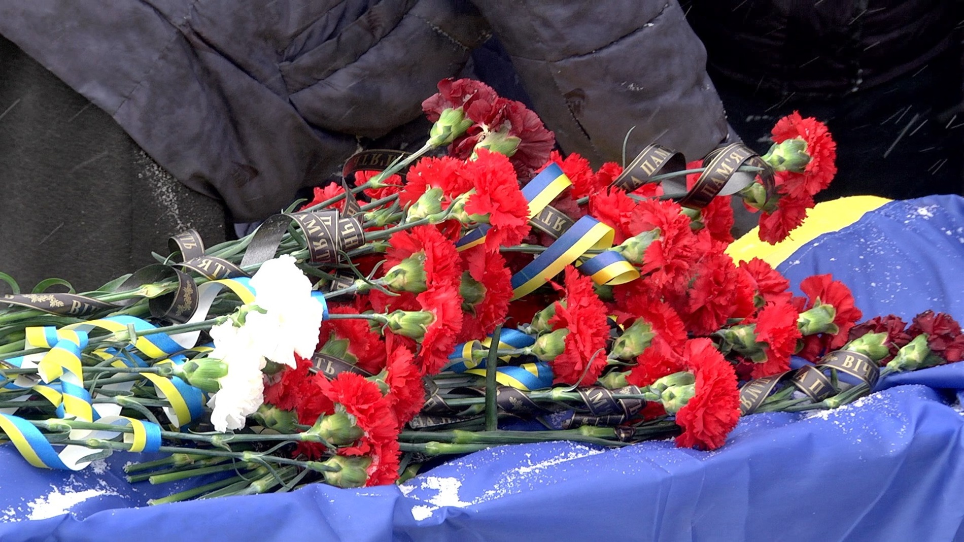 Мріяв визволити рідний Крим: у Ковтуново провели в останню путь воїна-штурмовика «Крима»