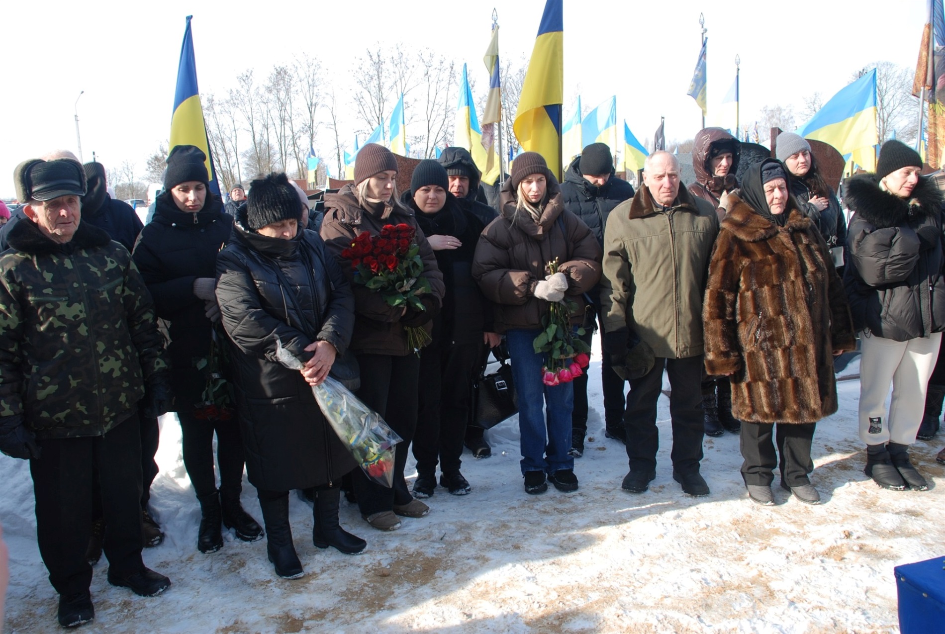 Повернувся на щиті через два роки невідомості: Шосткинська громада провела у вічність свого Героя