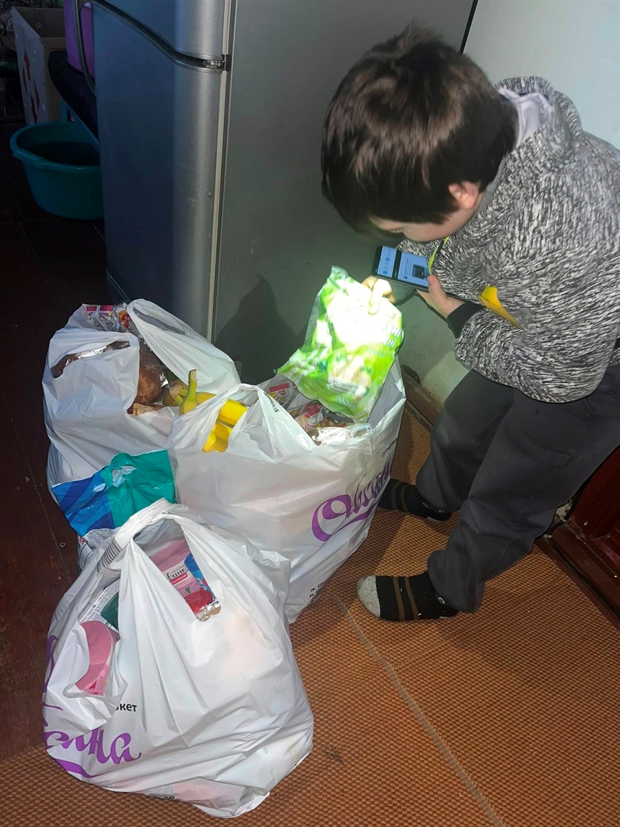 Волонтерка ADRA Ukraine Влада Воробйова продовжує адресну підтримку постраждалих від ворожих атак