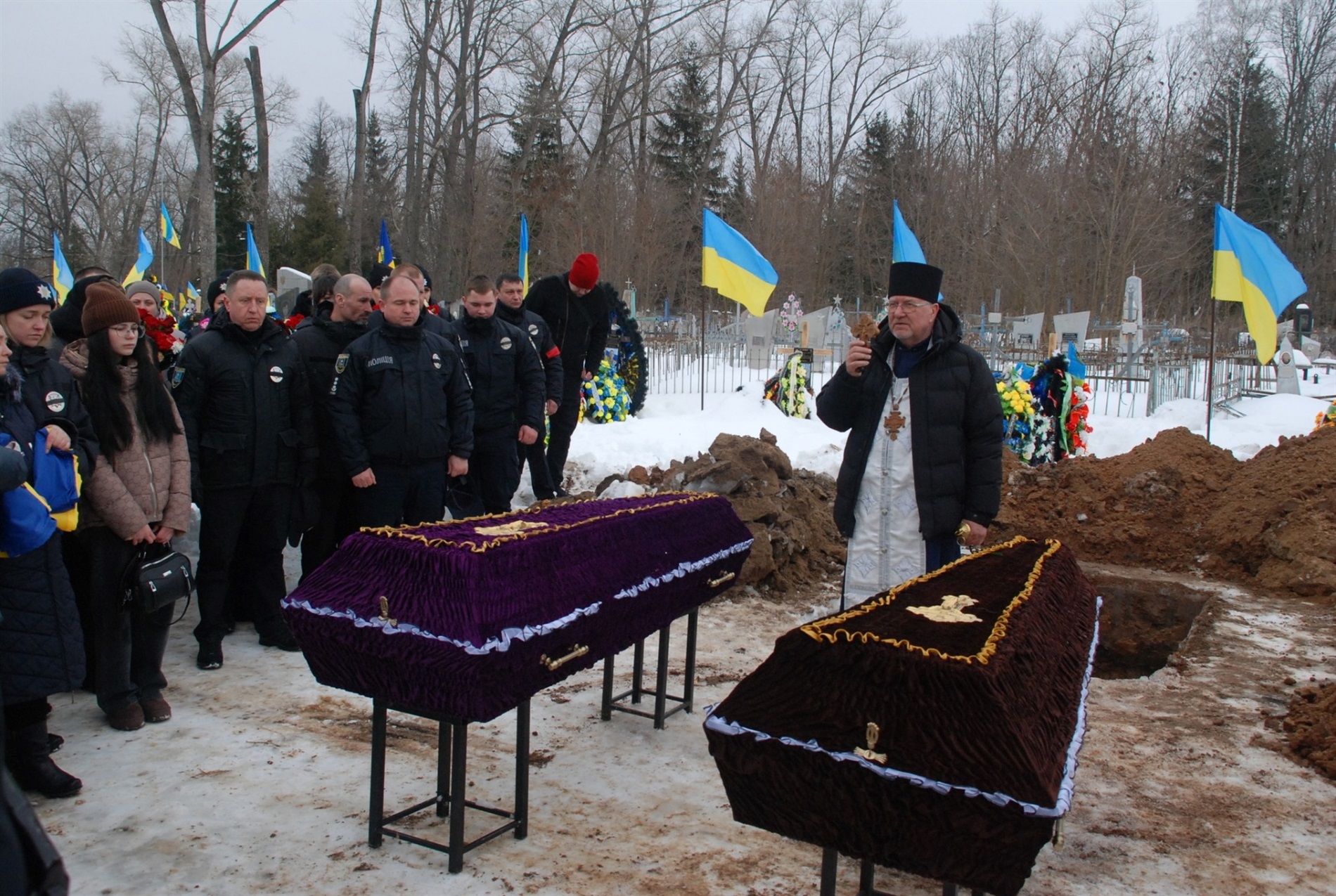 Чорний день для громади: у Шостці відбулося найтрагічніше прощання на Алеї Слави