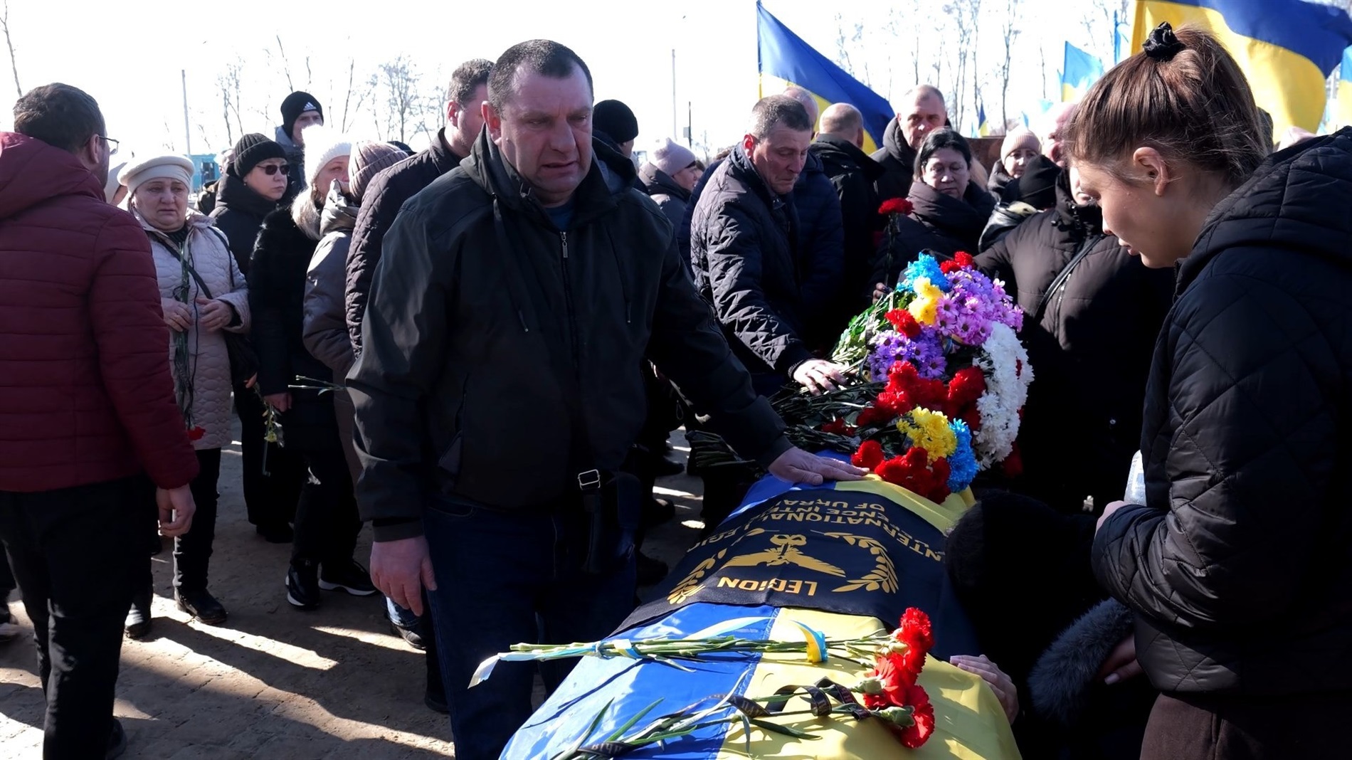 Шостка попрощалася з 23-річним офіцером ГУР Сергієм Лазненком