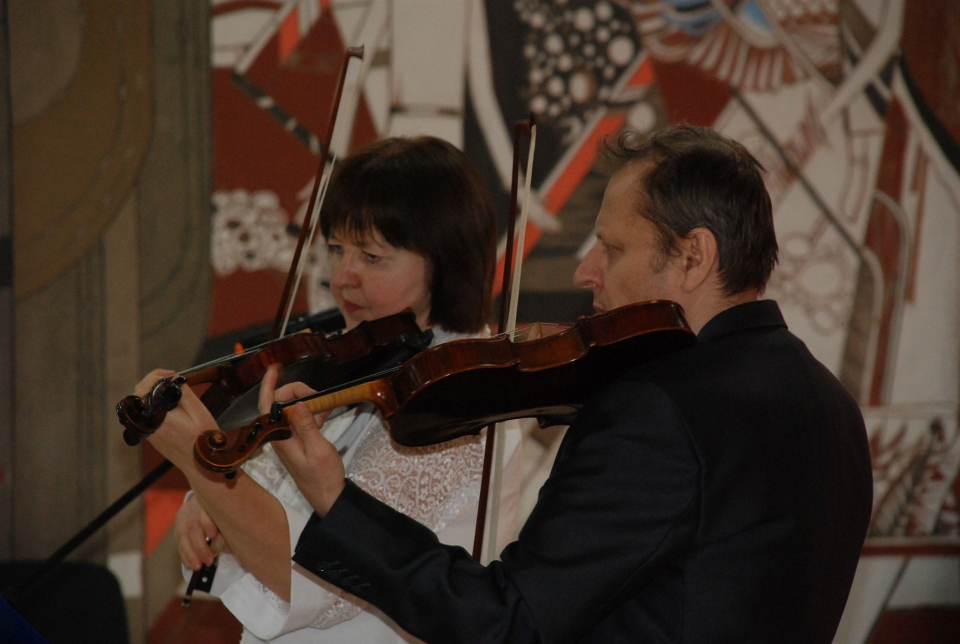 Тридцять років краси: у Шостці відкрили ювілейну виставку «Весняний капіж»