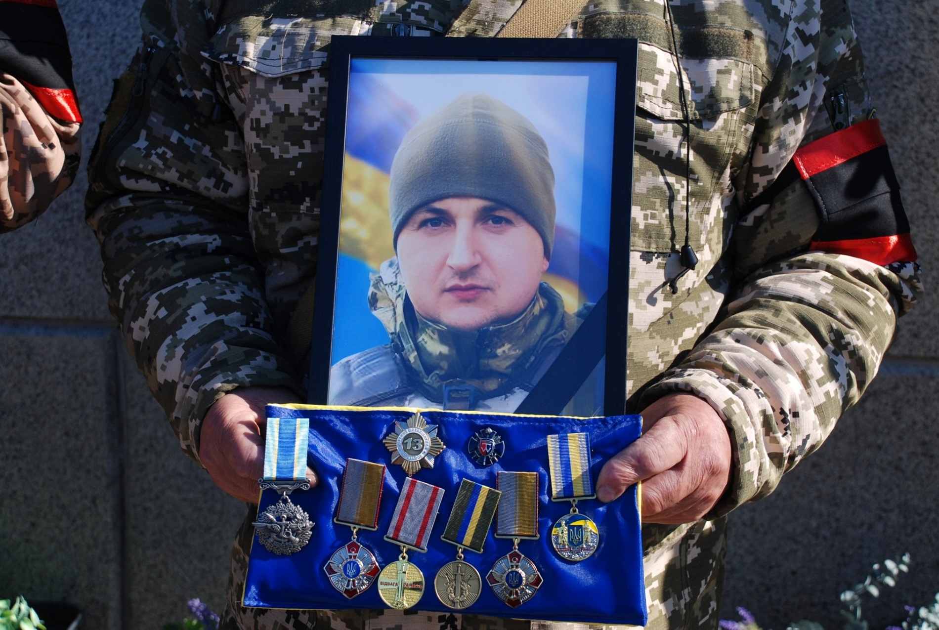 Шостка у скорботі: громада попрощалася з сержантом Олександром Боднею