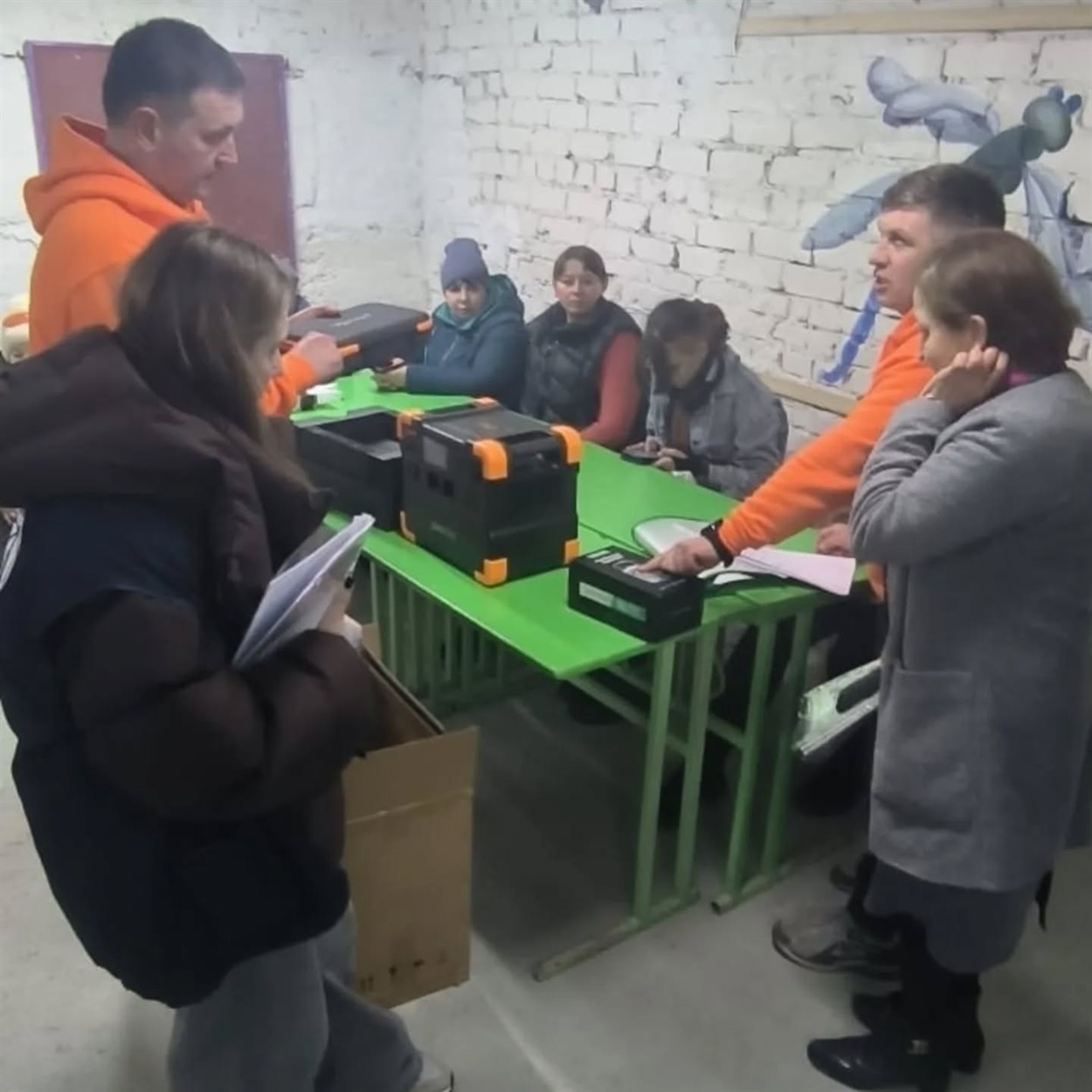 Активісти EcoBand посилили енергонезалежність сіл за допомогою систем резервного живлення