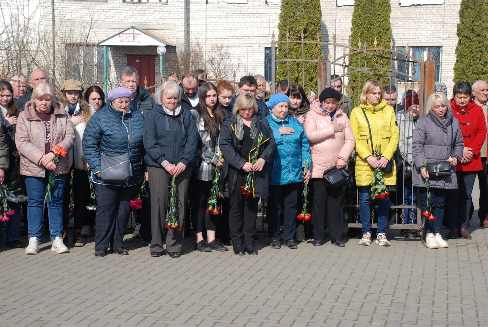 Навіки 38: у селищі Вороніж в останню путь провели захисника Володимира Кулика
