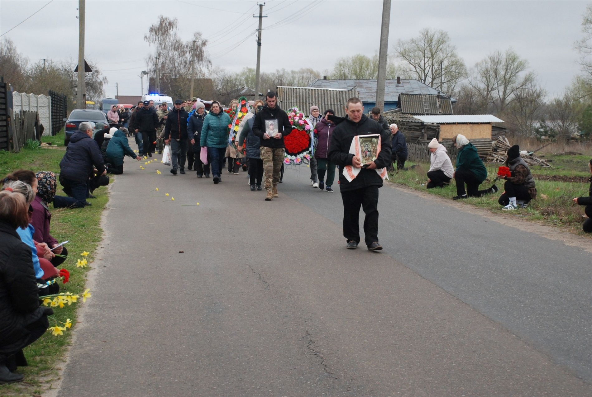 У селі Клишки поховали прикордонника, який загинув на Великдень на Сумщині