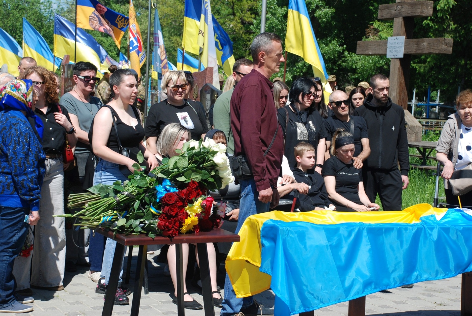 Їх поховали в один день на Алеї Слави: Шостка прощається з оборонцями рідного краю