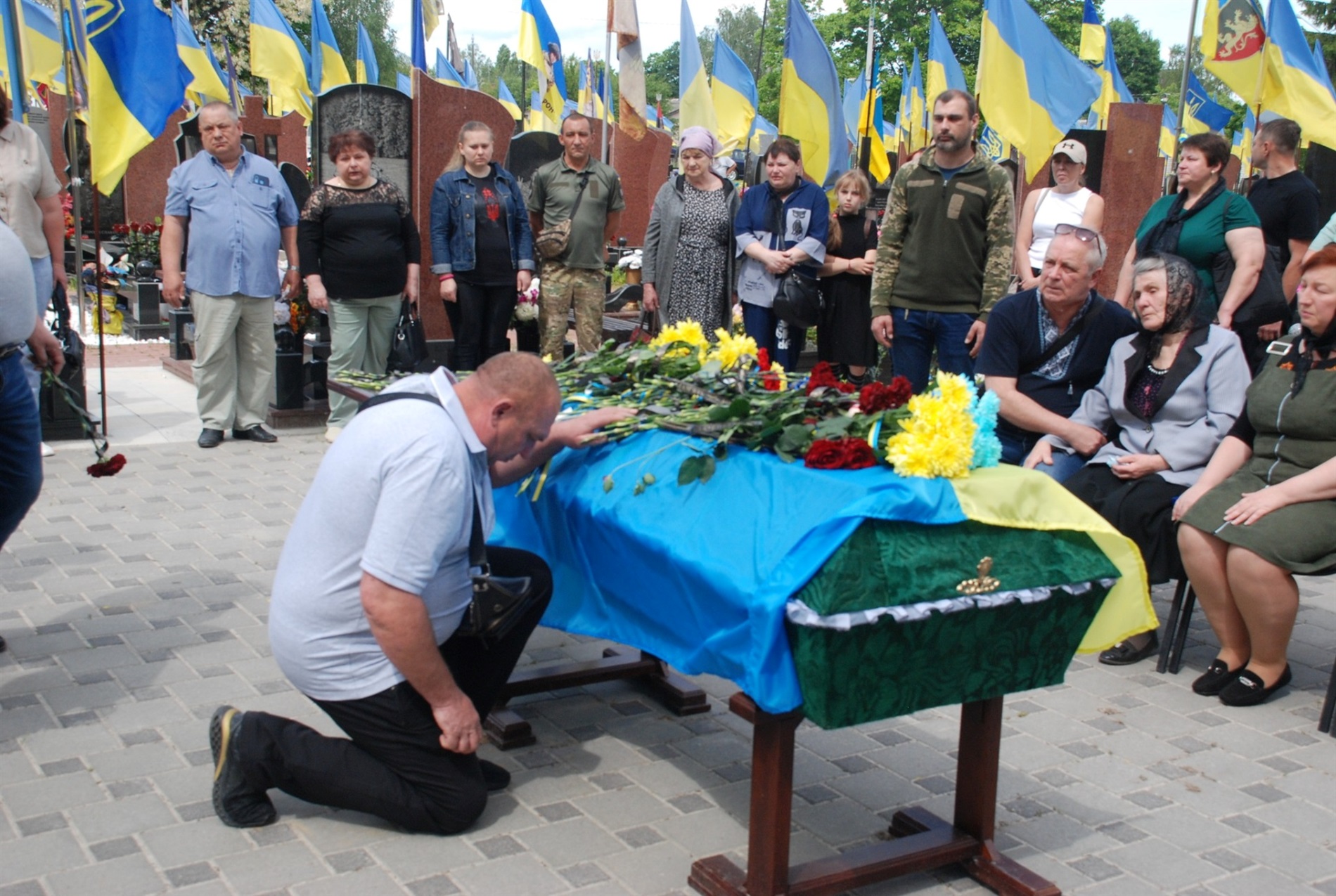 На Запоріжжі загинув майор Олексій Рудик : два місяці тому на фронті поліг і його брат