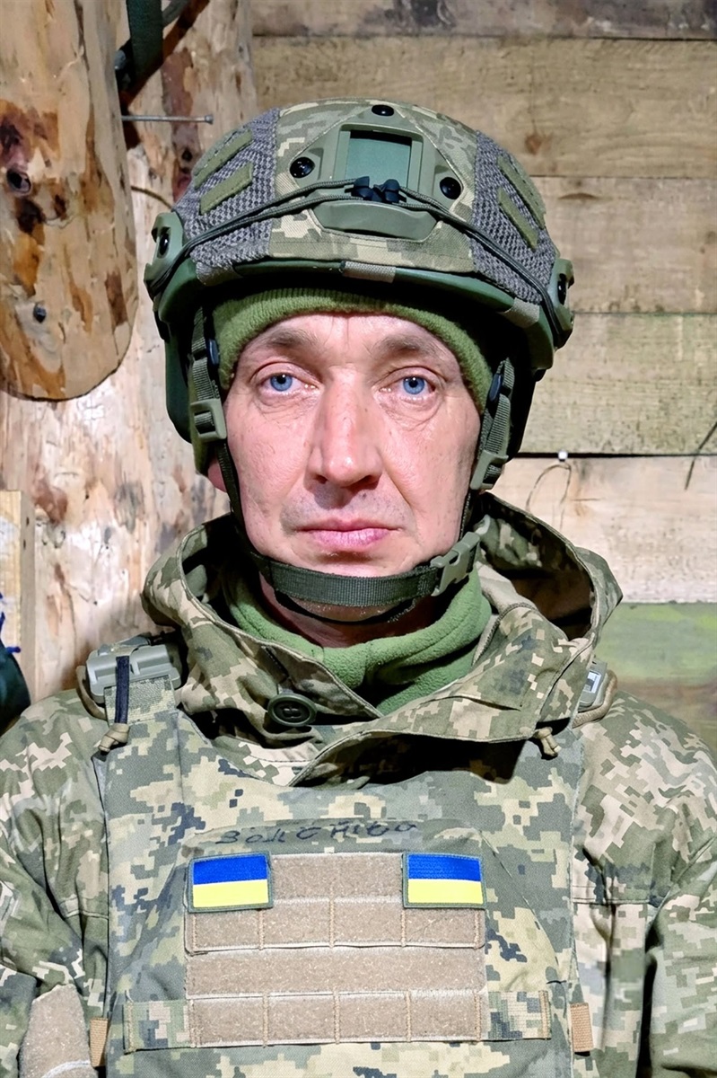 Йому назавжди 46: Шосткинська громада попрощалася з командиром відділення БПЛА
