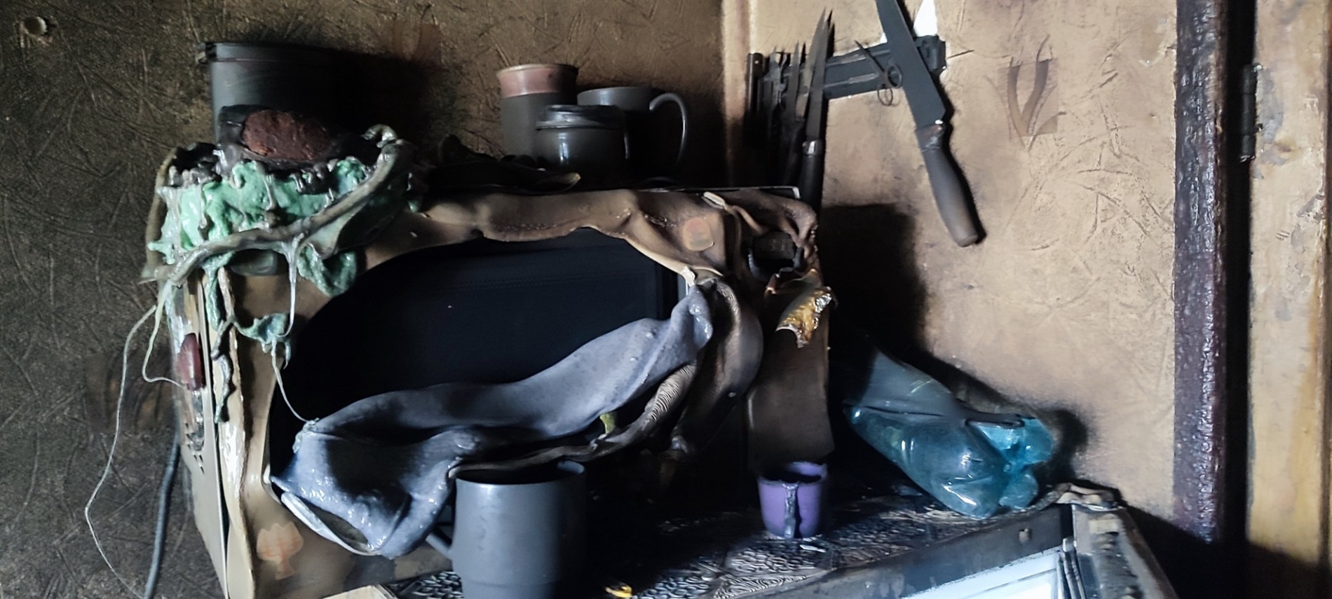 Коротке замикання та вибух балона: на пожежі в гуртожитку ледве не загинули двоє дітей
