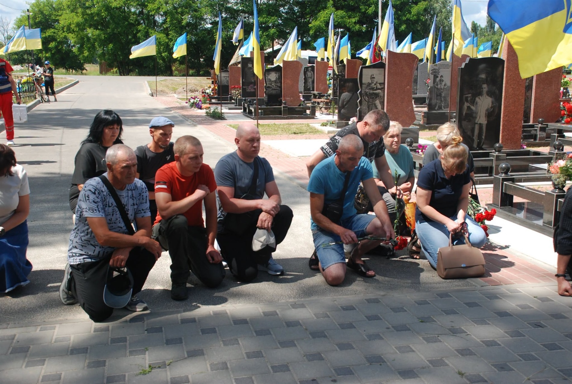 До останнього подиху вірний присязі: Шостка схилила голови в жалобі за воїном Ігорем Мельником