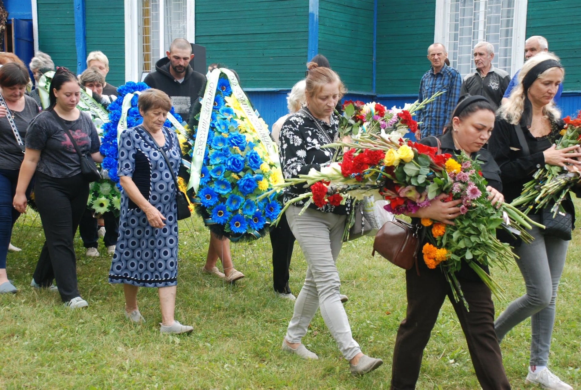 У рідній Гамаліїївці провели в останню путь воїна, який майже рік вважався зниклим безвісти